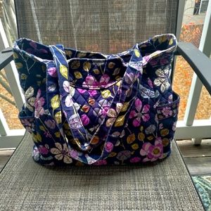 Vera Bradley Floral Nightingale zip tote with side pockets